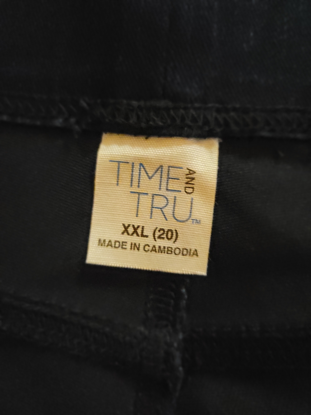 Time & Tru Women's Dark Blue Stretch Denim Cropped Capri Pull On Jeans - Picture 8 of 11